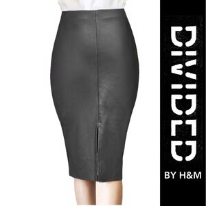 💥🆕💥 Divided by H&M Pleather Pencil Skirt